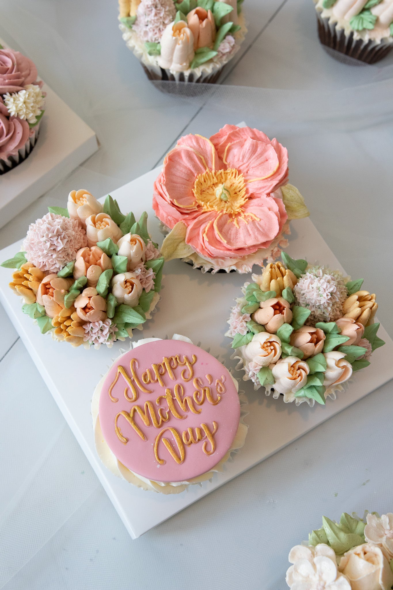 Mother's Day Cupcakes